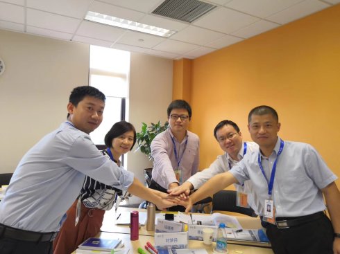 苏进为协鑫集团提供《4D领导力及卓越团队建设》