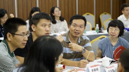  苏进为长亮科技中坚管理者领导力培训圆满结束