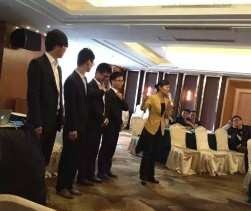 高子馨老师某银行的两天课程结束