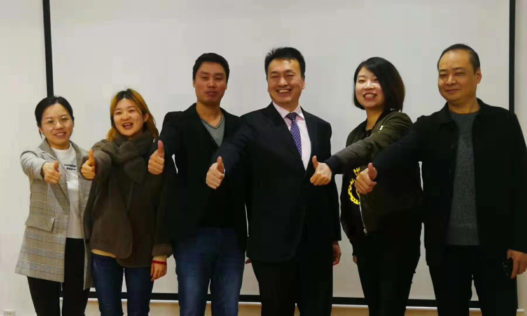 李成林为江西省盐业集团讲《创新营销》