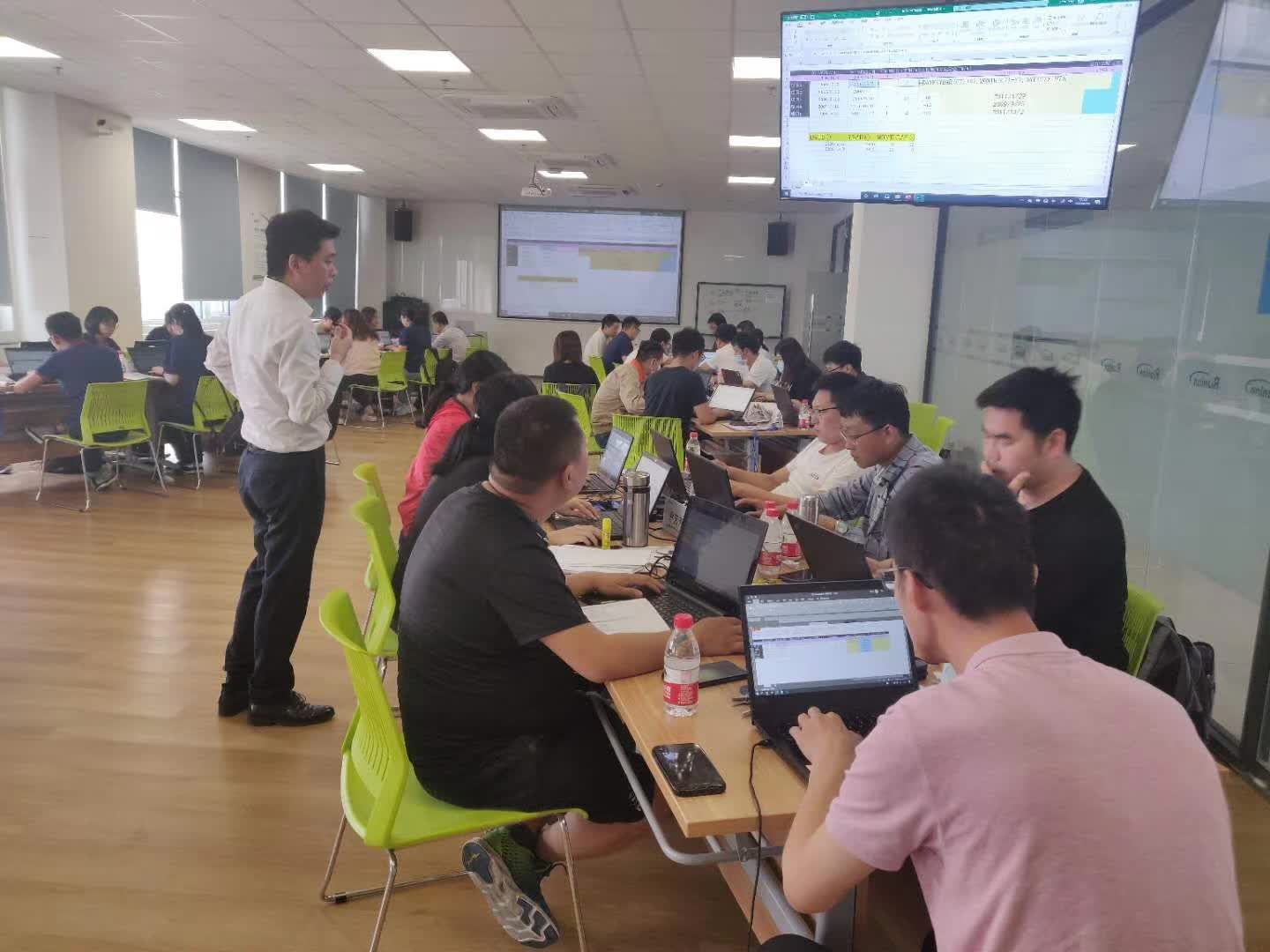 周刚为利安隆提供《EXCEL高效办公》第五期