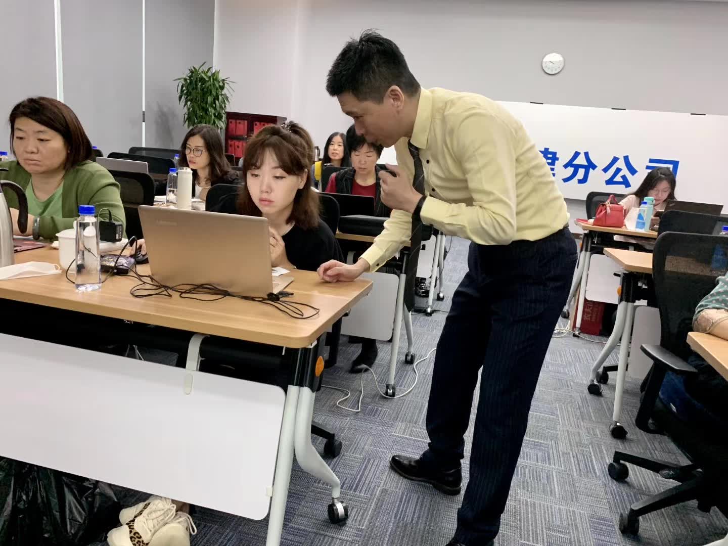 周刚为中海油培训《EXCEL 高效数据分析》课程