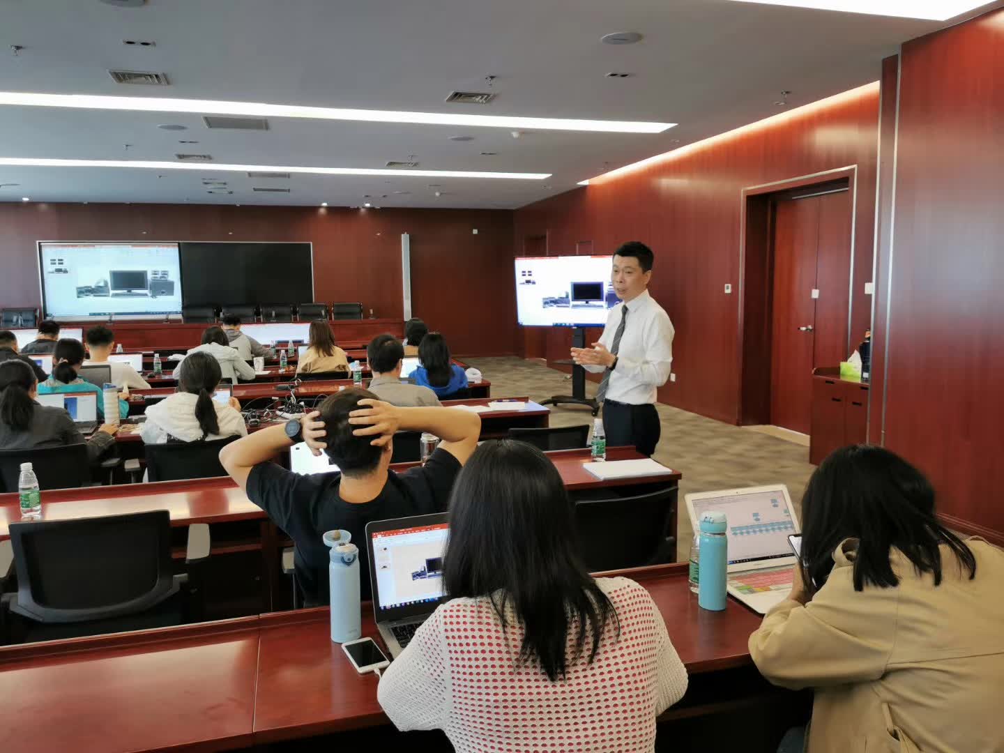 周刚为国家电网培训《PPT卓越呈现与精湛技巧》