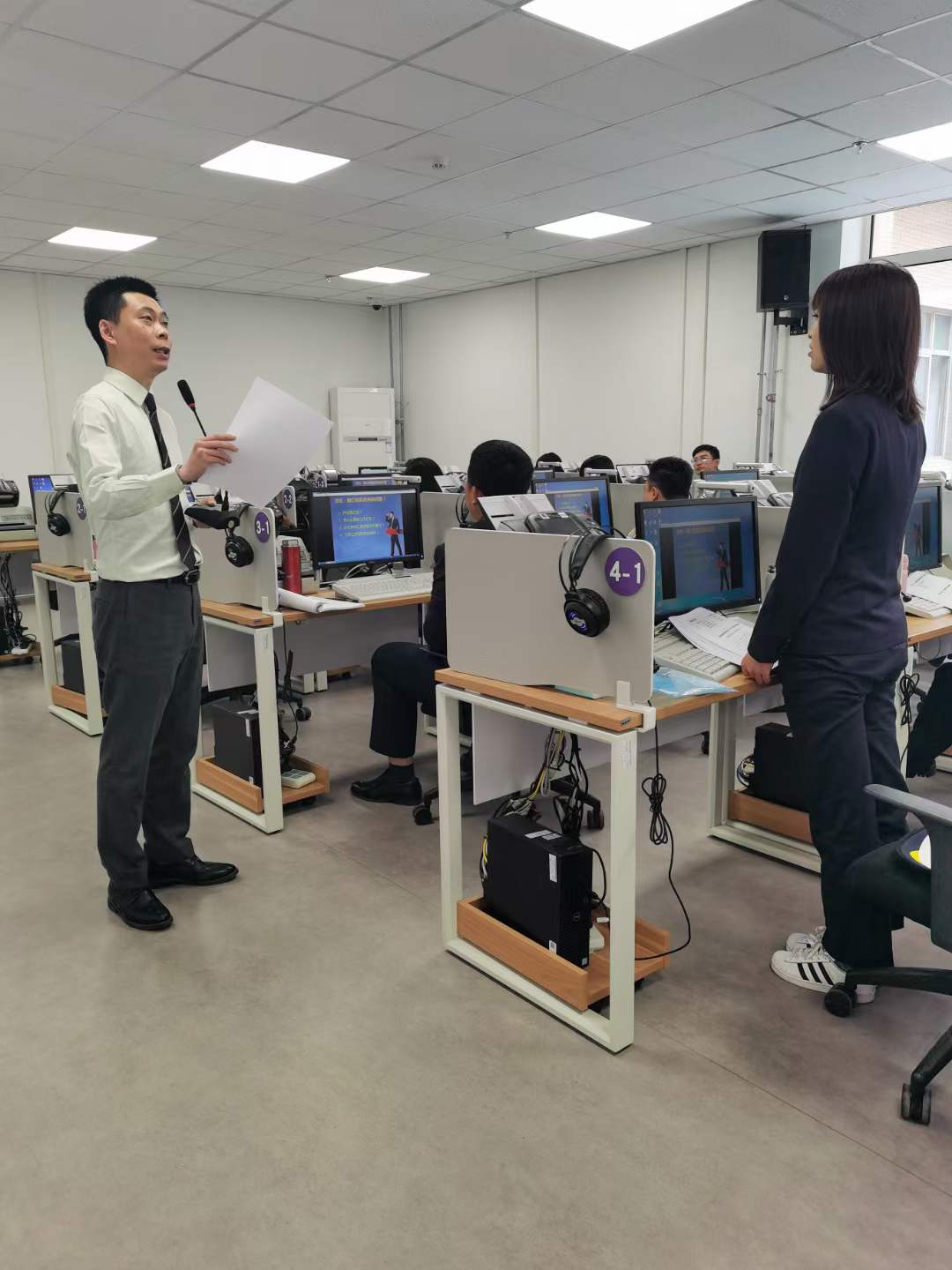 周刚为唐山银行培训《汇报公文呈现》课程