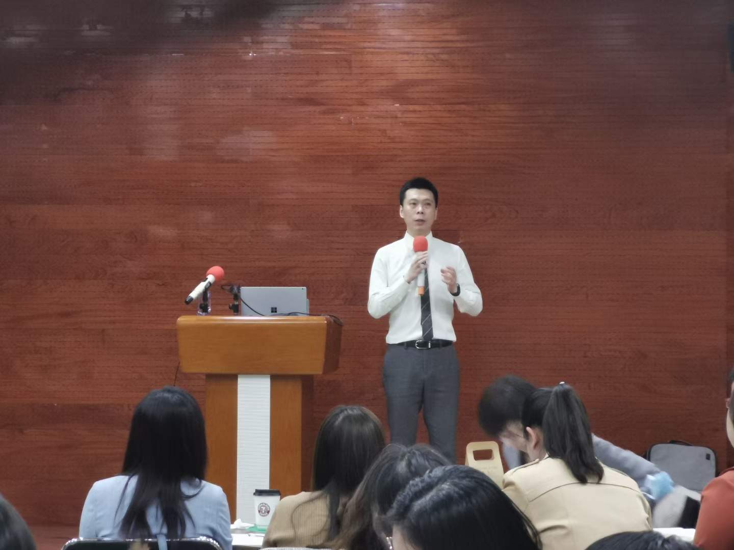 周刚《汇报宝典》公开课圆满结束