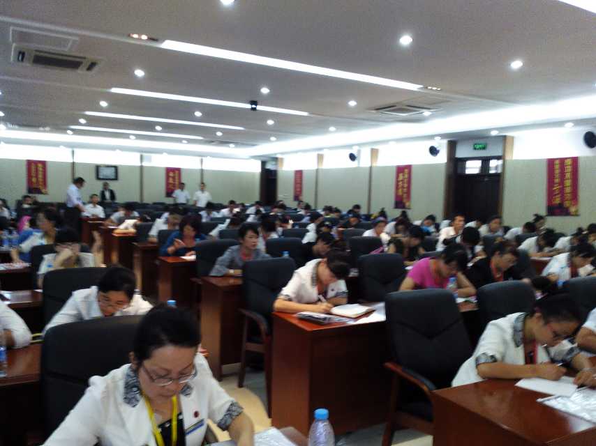 李成林为华耐集团分享《门店体验式销售》课程