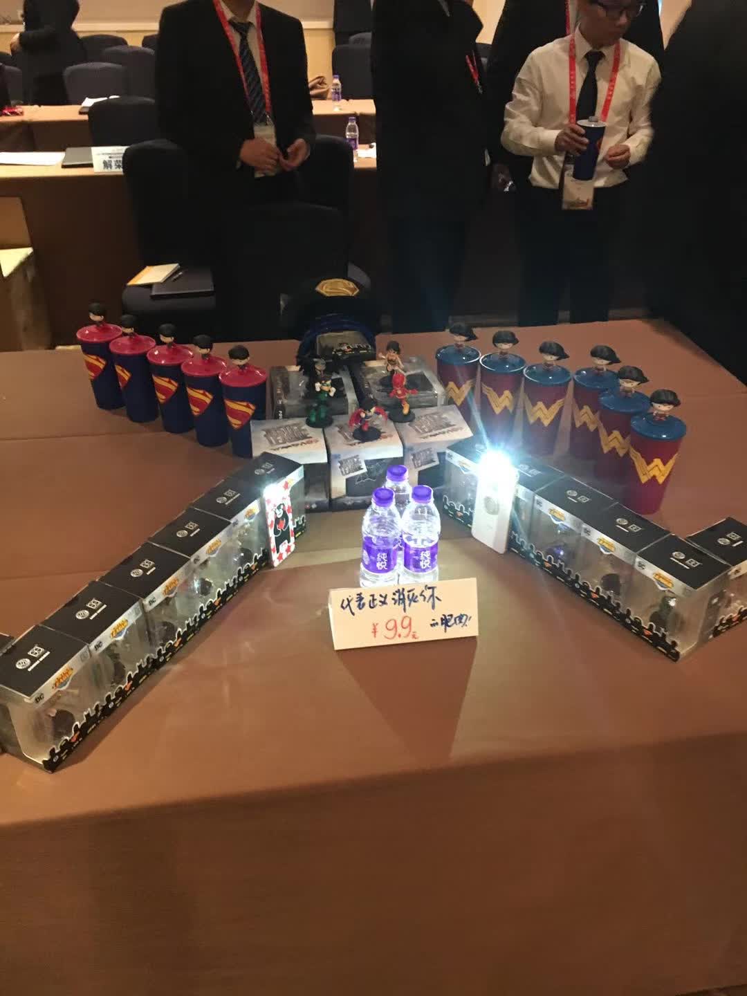 李成林给万达影院运营管理者讲《产品陈列》课