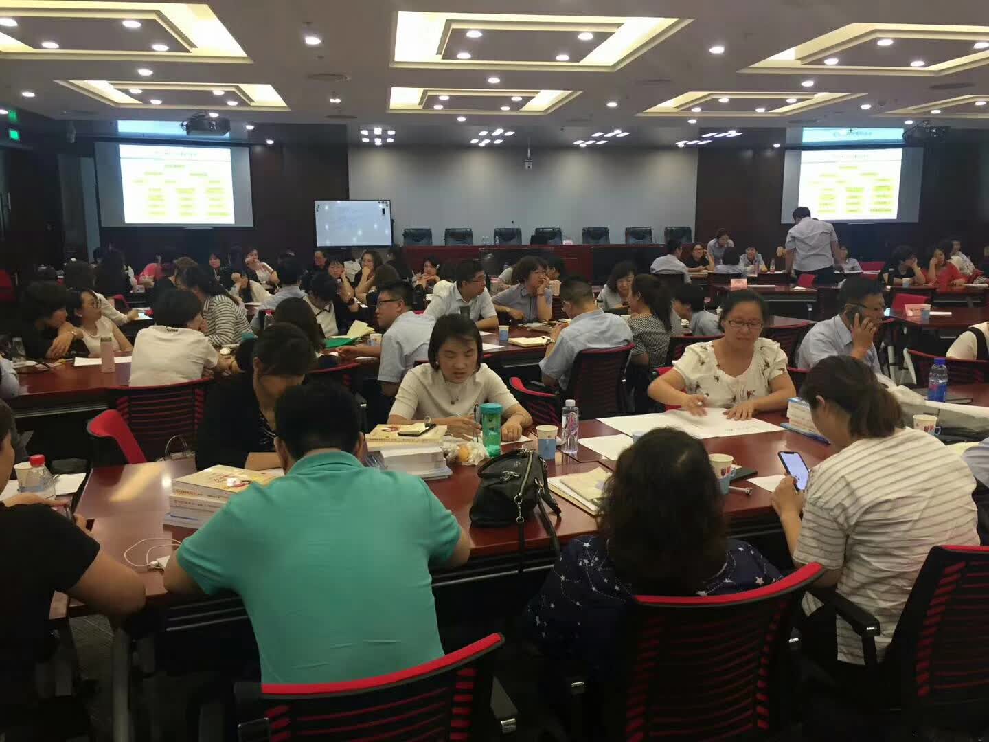 李成林给北京邮政储蓄银行讲营销活动的组织