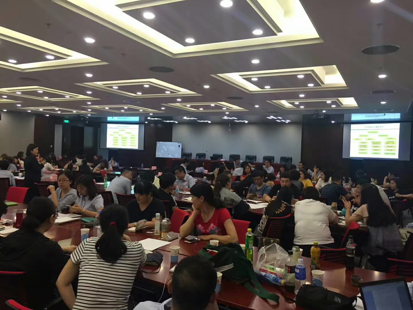 李成林给北京邮政储蓄银行讲营销活动的组织