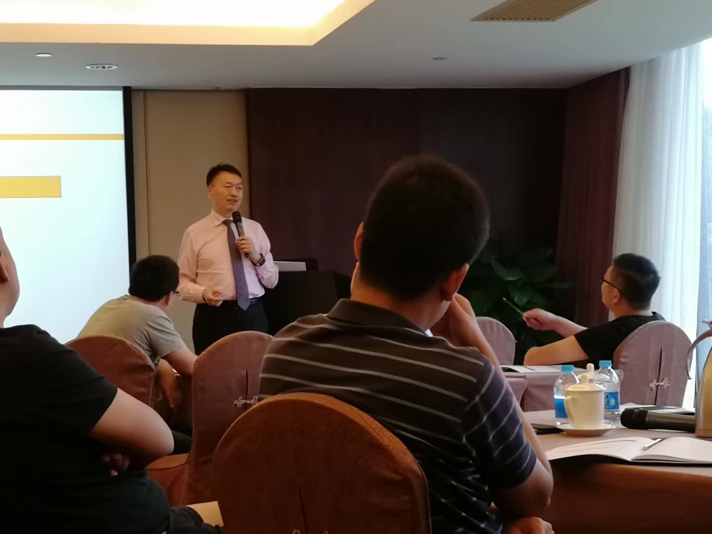 李成林给巴布科克讲《应收账款催收实战》