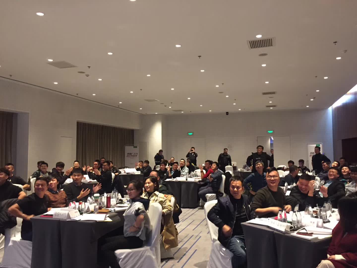 李成林给OPPO讲《营销活动策划与创新》课程