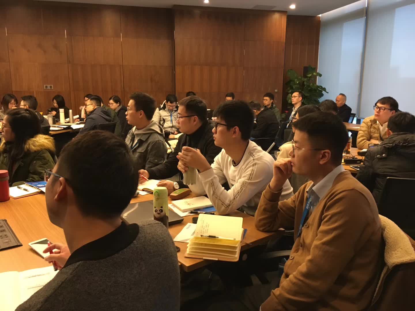 李成林给立白集团讲整合营销推广策略与方法