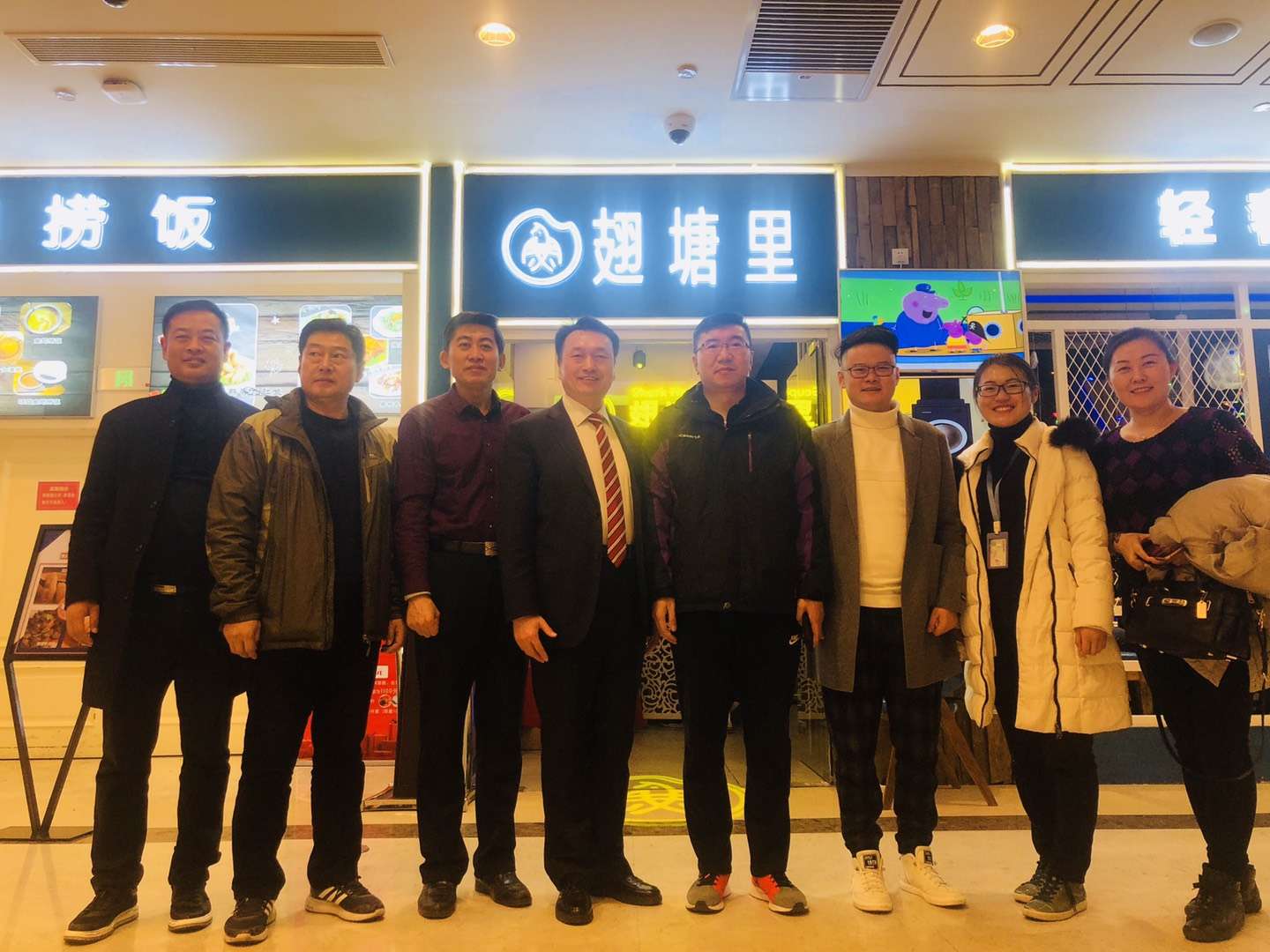 李成林给山东大学总裁班讲《创新营销》课程