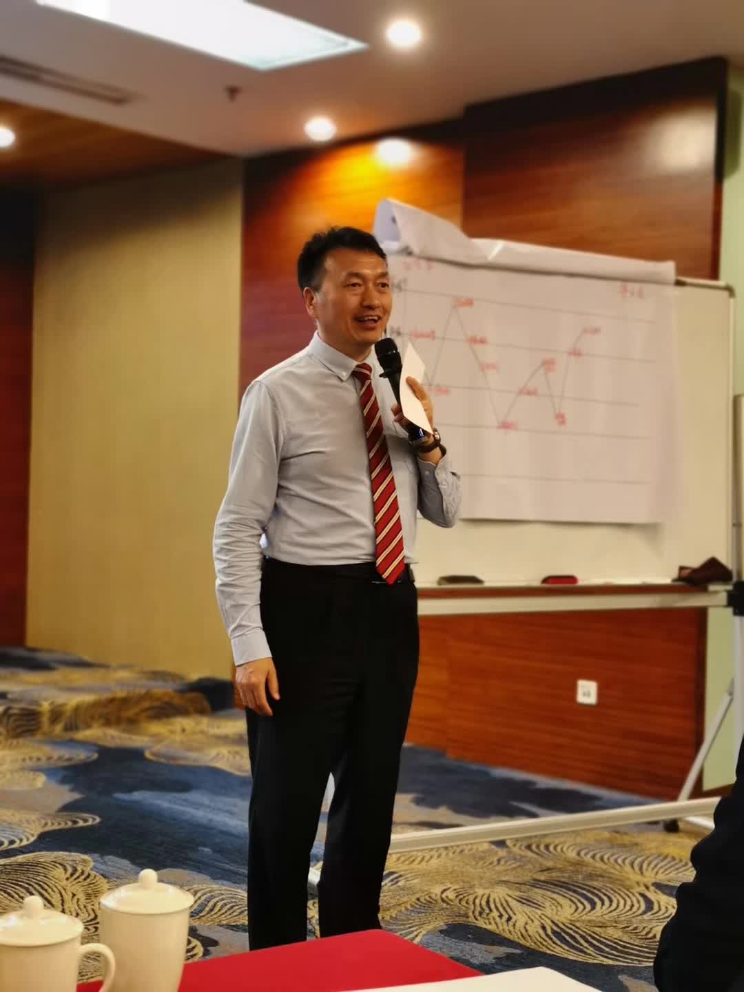 李成林给葆婴公司讲新技术下的客服创新思维