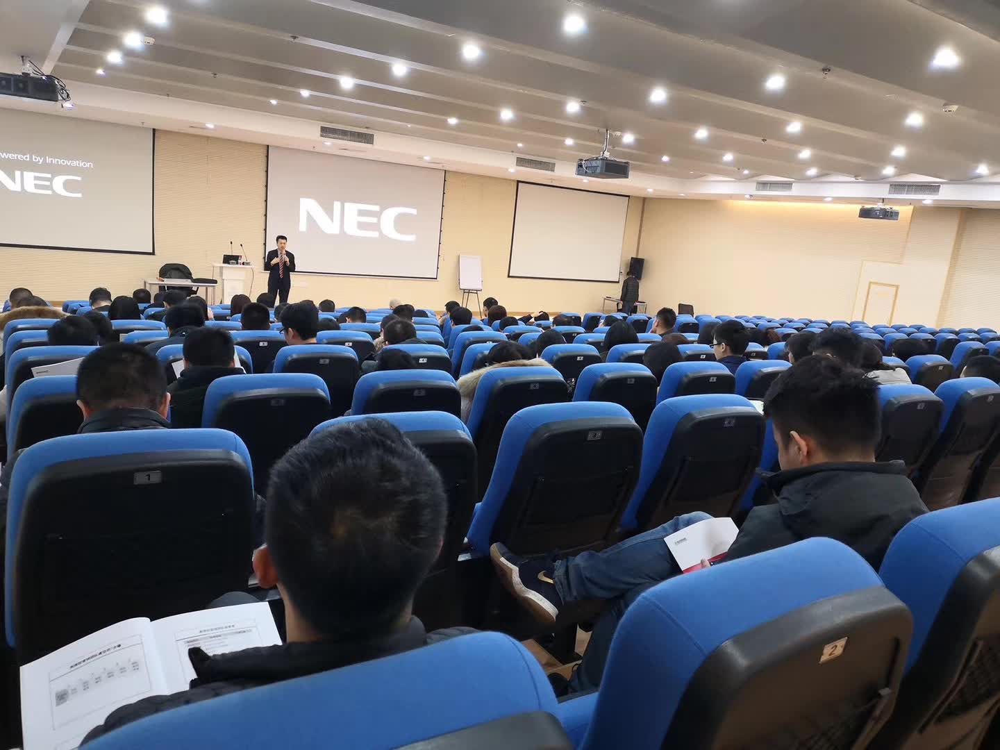 李成林给长安马自达讲《营销团队管理》