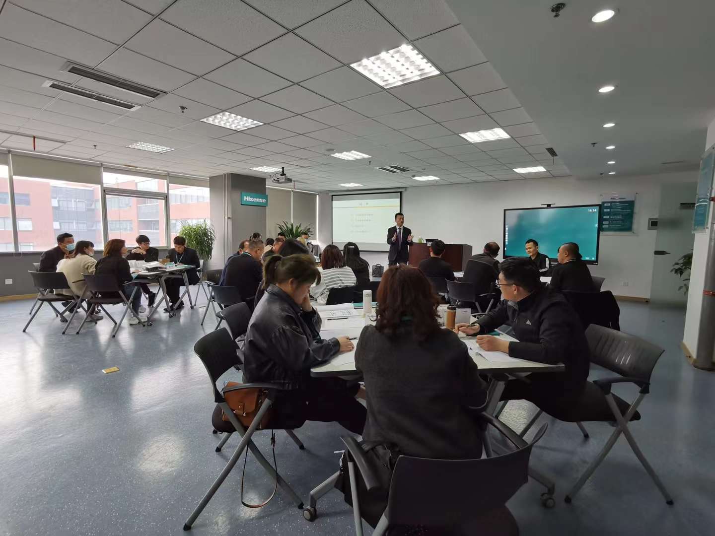 李成林给海信集团讲第三期《门店业绩提升》