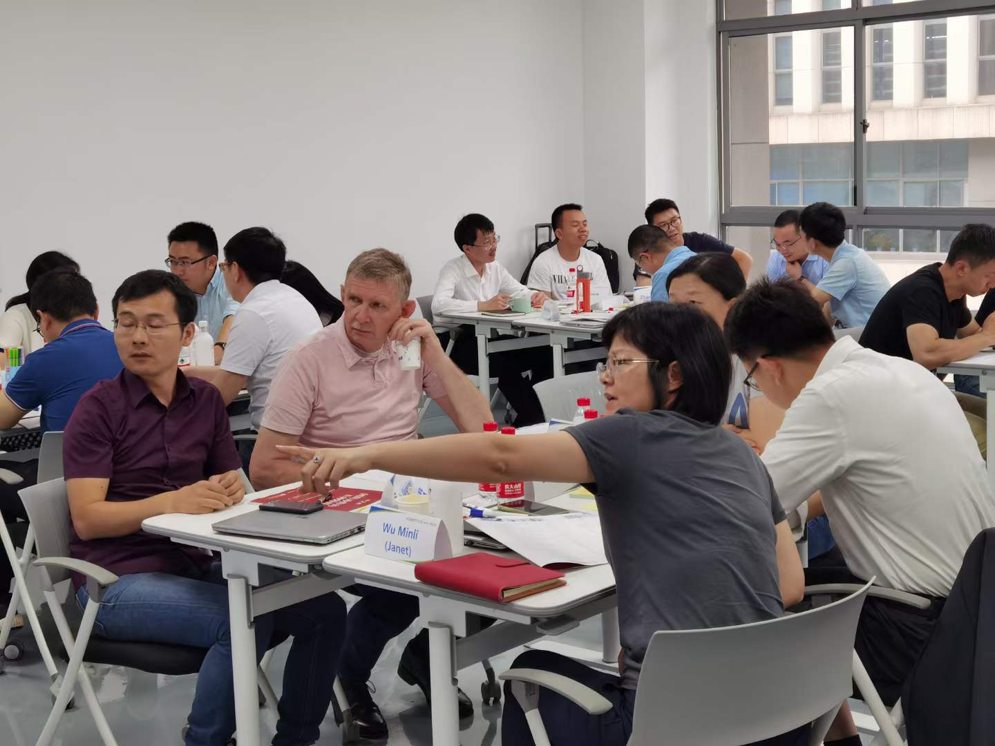 苏进老师为德国舍弗勒开展团队协作工作坊