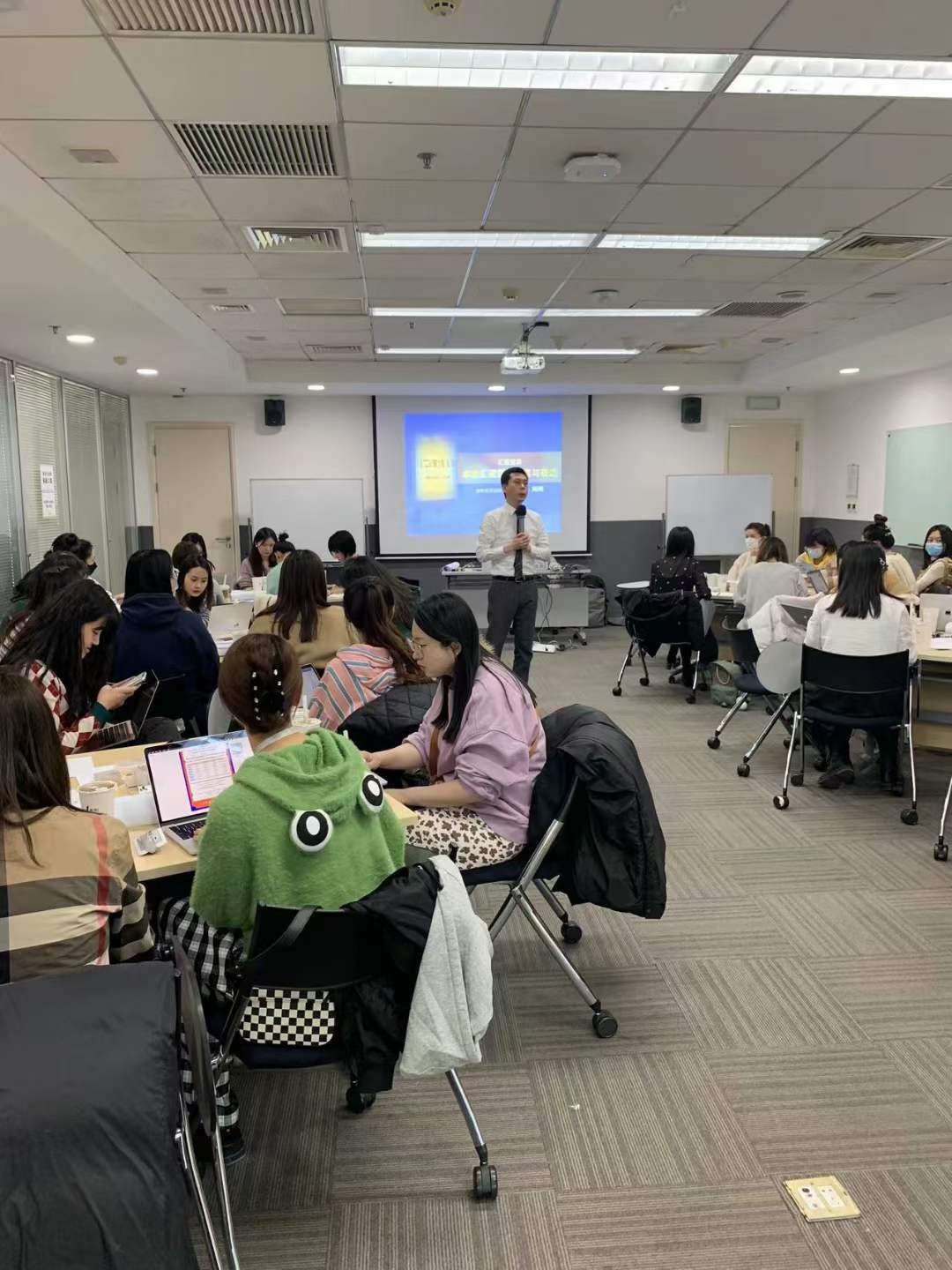 周刚为百度培训《卓越汇报逻辑思维与表达》