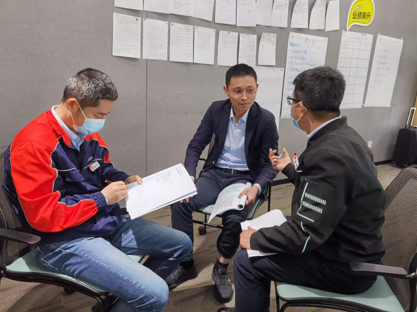 苏进为吉利汽车提供《领越领导力研修》