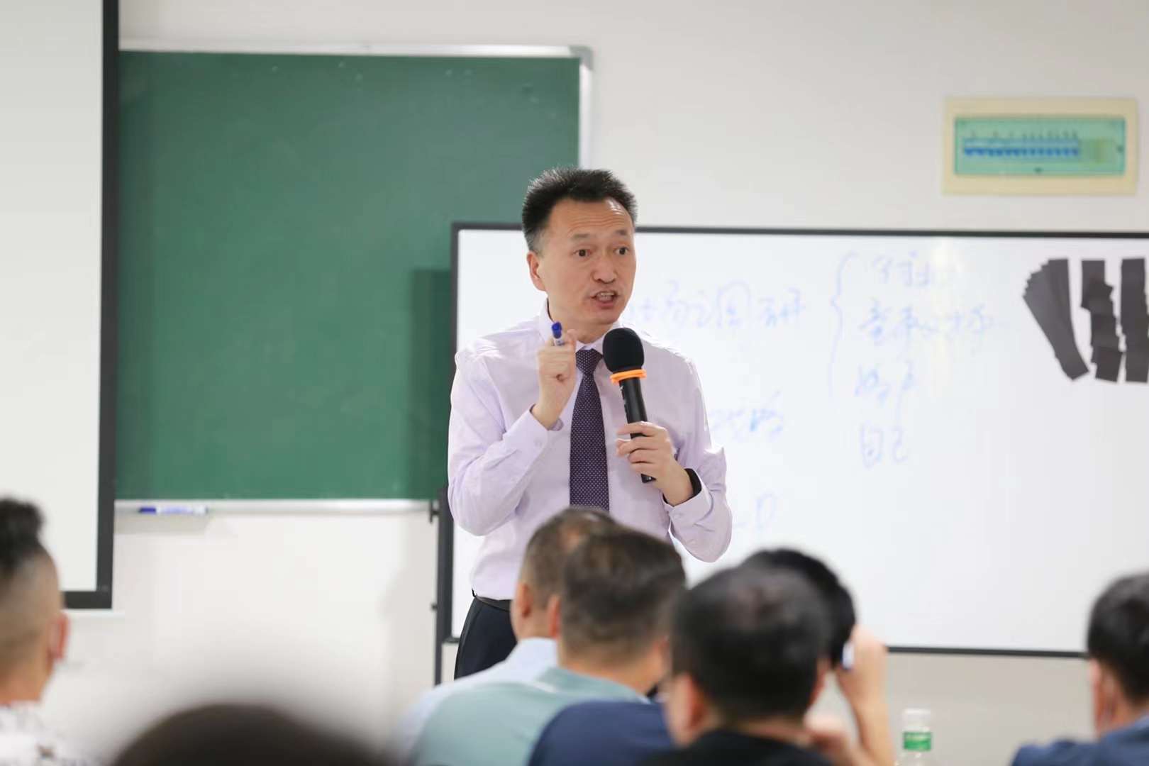 李成林亿童教育讲《渠道管理》课程