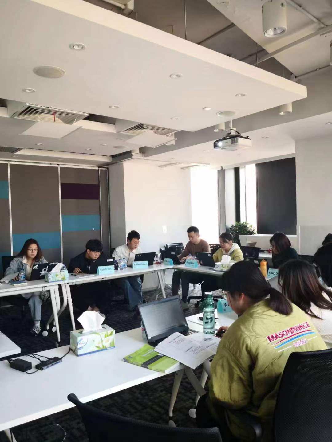 周刚为金佰利公司讲授《高效汇报与PPT设计》