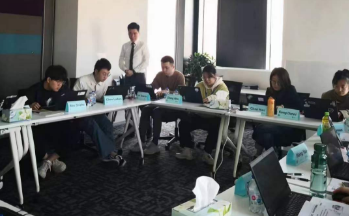 周刚为金佰利公司讲授《高效汇报与PPT设计》