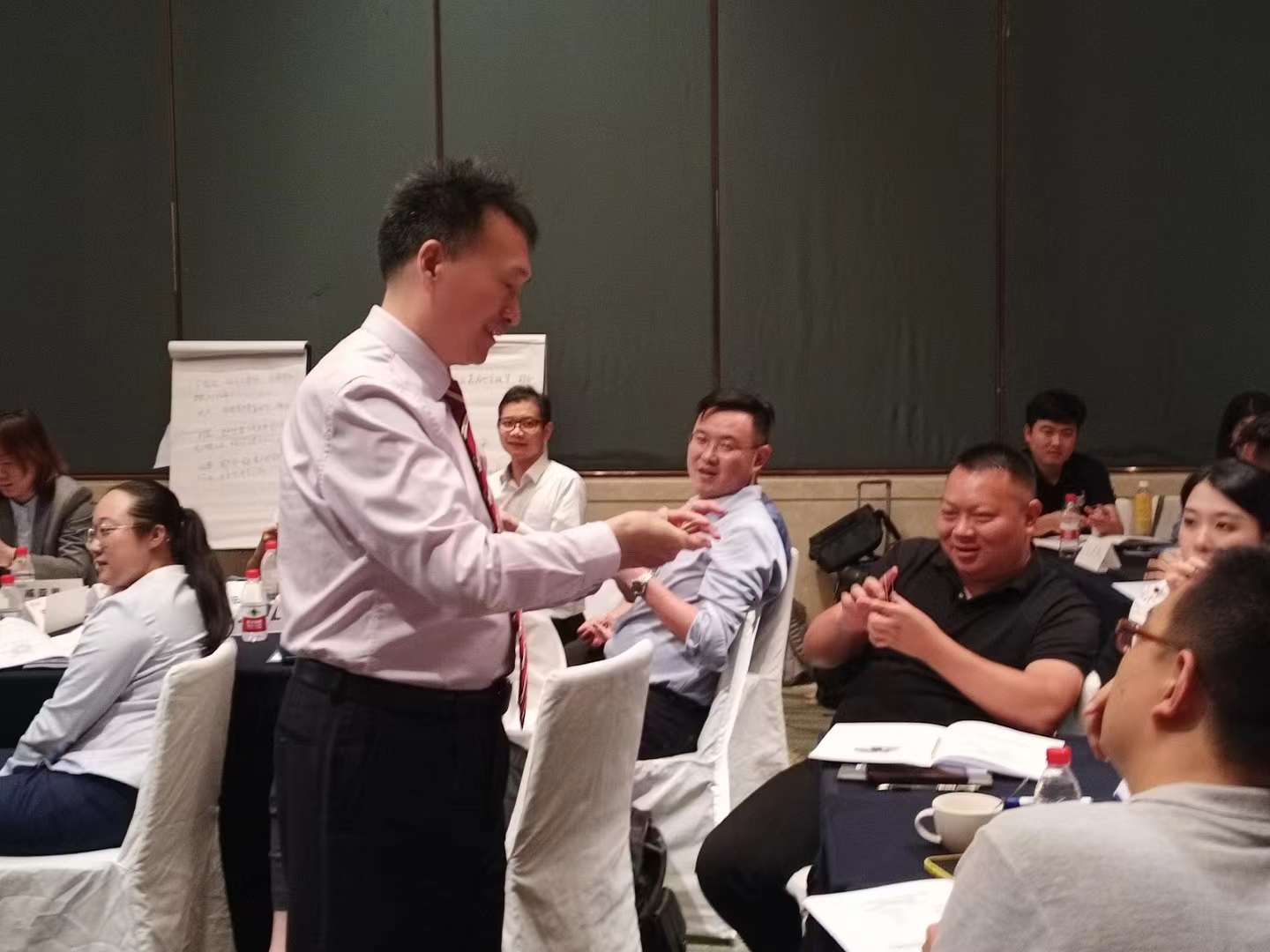 李成林给海通恒信讲《销售倍增与谈判技巧》